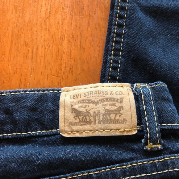 LEVI JEANS - Picture 2 of 2